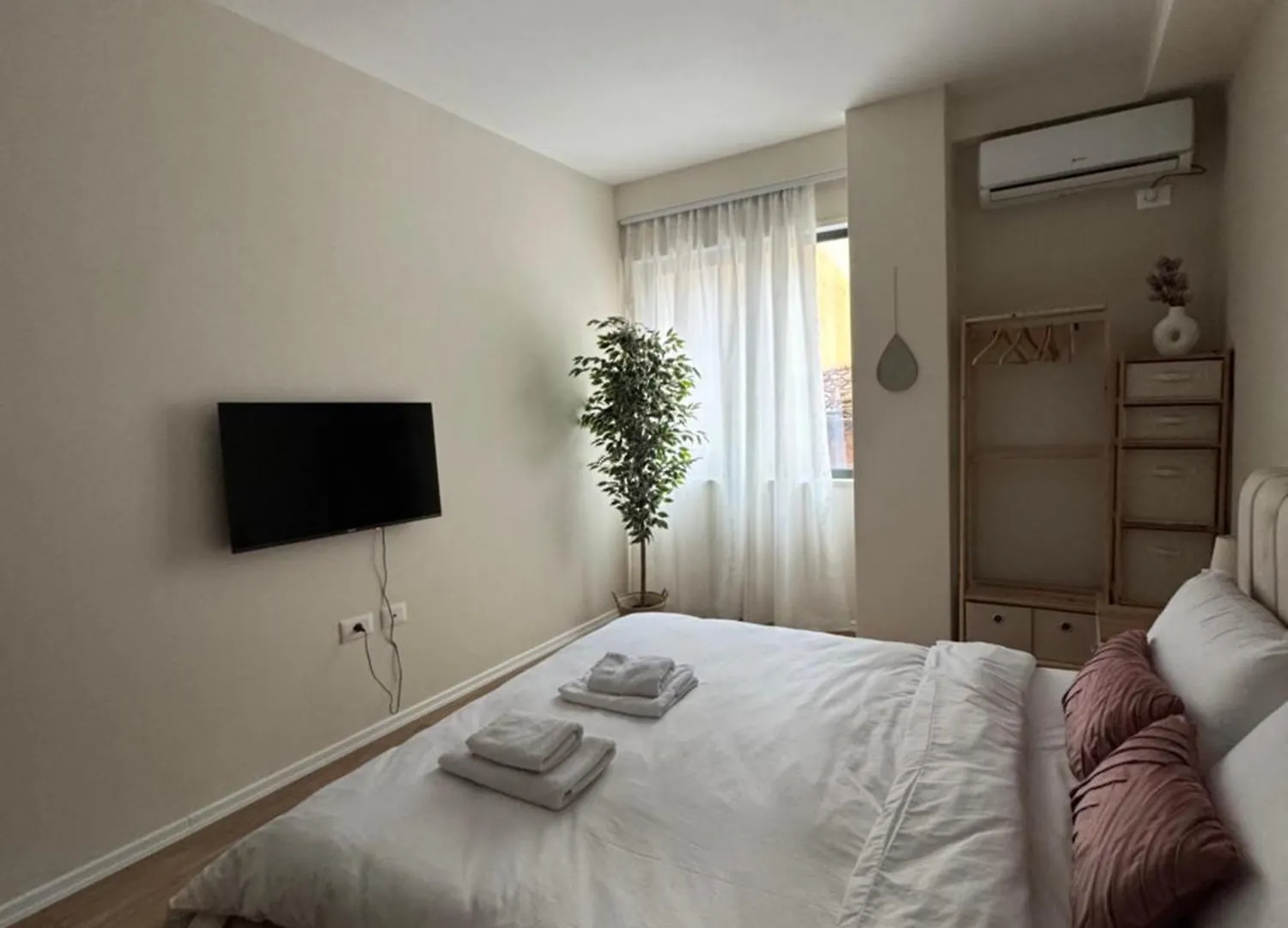 Denny'S Apartment Lincoln Center Tirana
